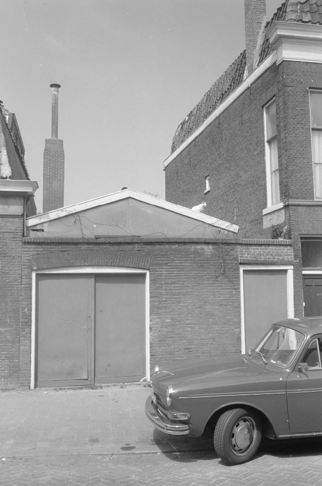 l1973 Uiterstegracht 8.jpg